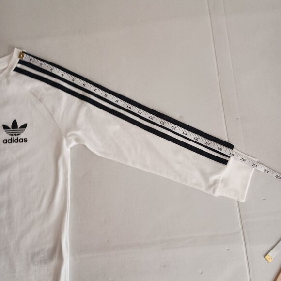 Adidas Boys White Long Sleeve T-Shirt Black Arm Stripes Size XS 7-8 years - Picture 14 of 16